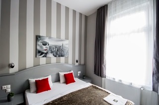 Photo2